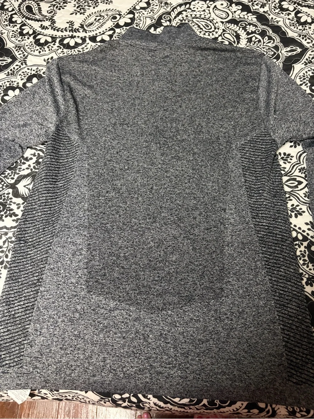Nike Men’s Heathered Charcoal Quarter-Zip Pullover